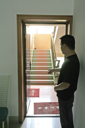 大門正對(duì)樓梯