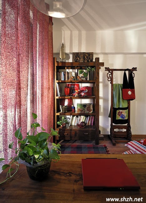 中國(guó)風(fēng)臥室